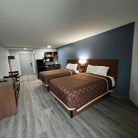 Relax Inn Ченълвю Екстериор снимка