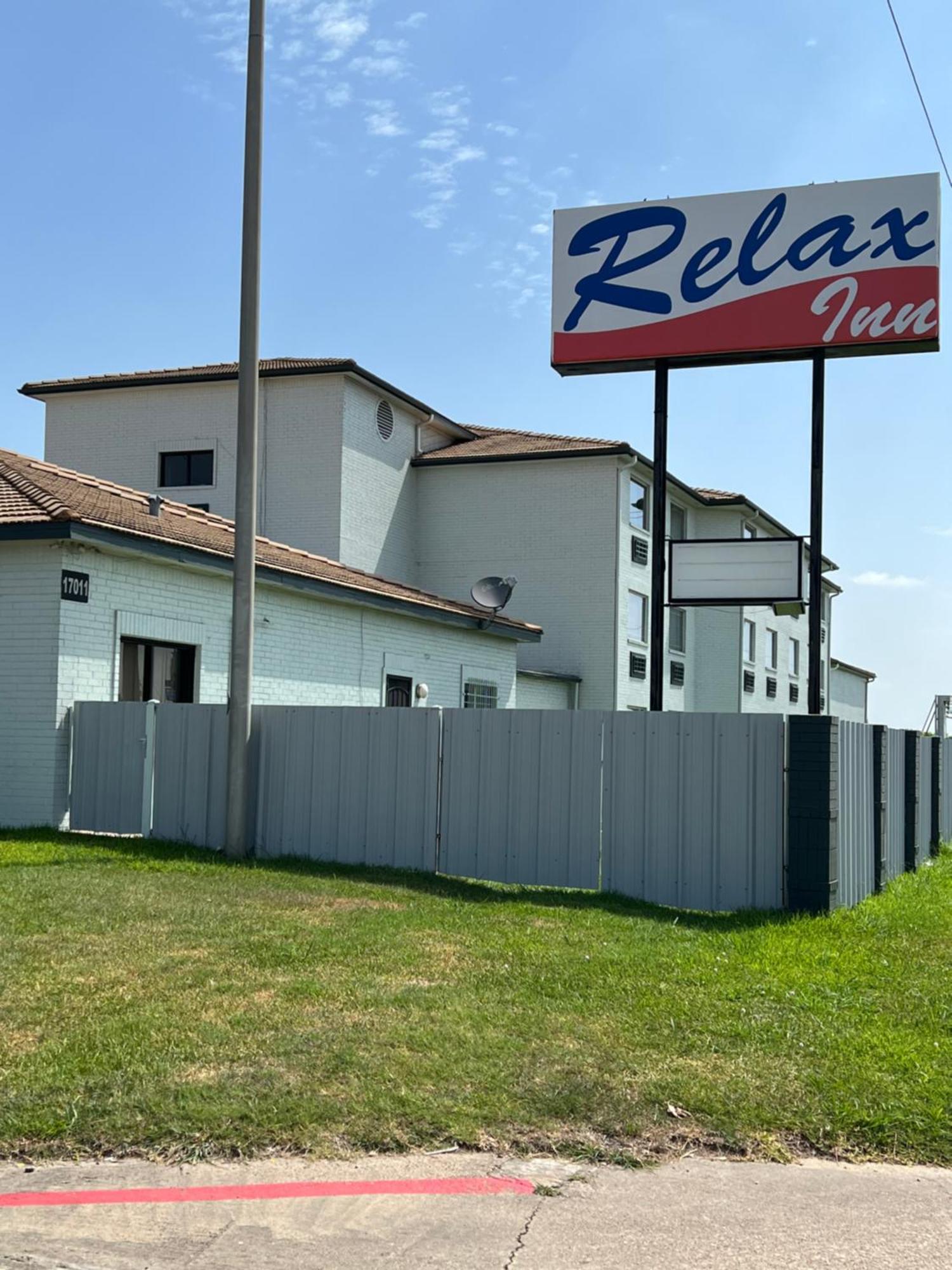 Relax Inn Ченълвю Екстериор снимка